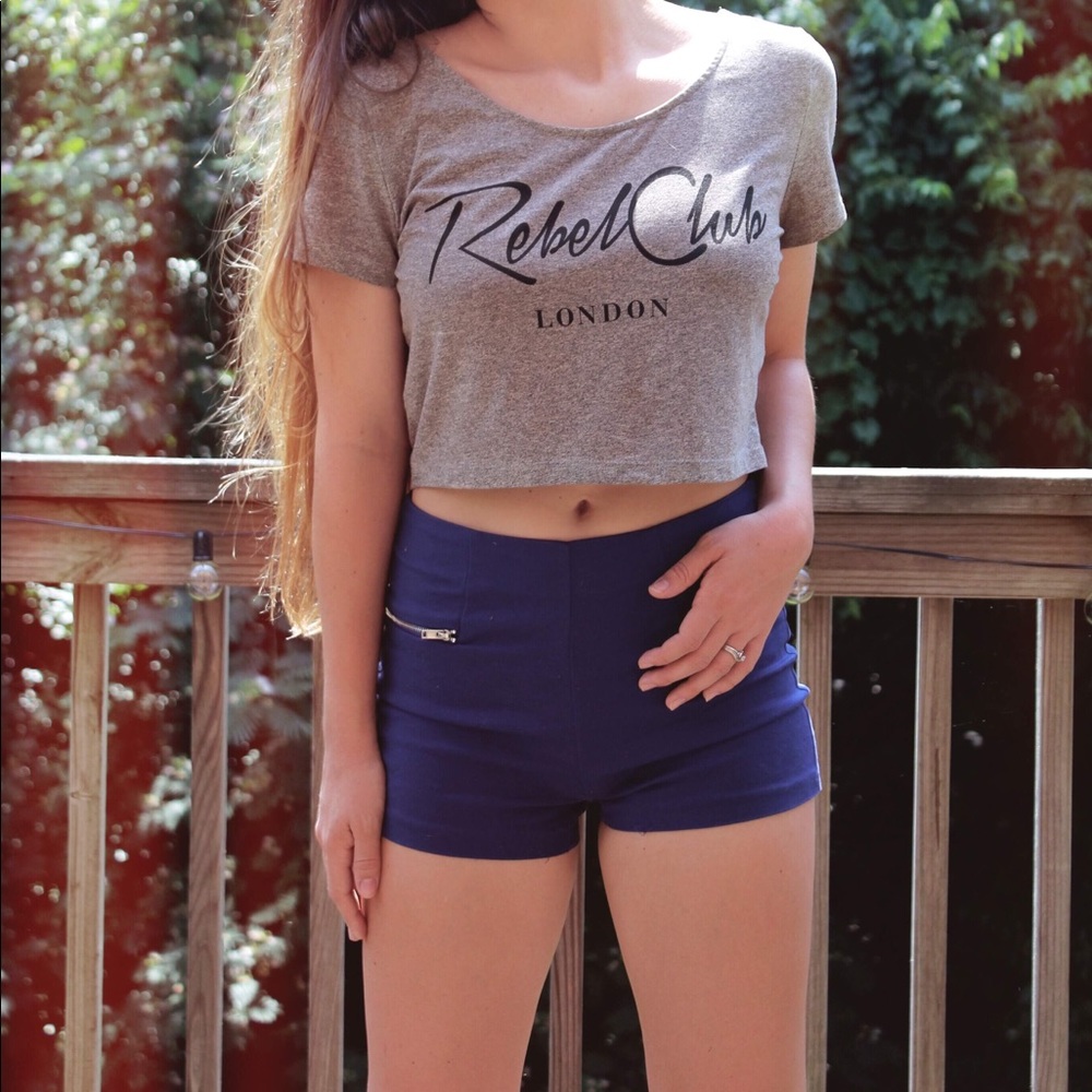 ☆ Forever 21 Zipper Shorts ☆ - Picture 6 of 8